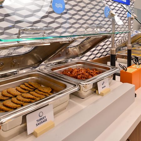 Holiday Inn Express & Suites Cincinnati Riverfront By Ihg Ковингтън Екстериор снимка