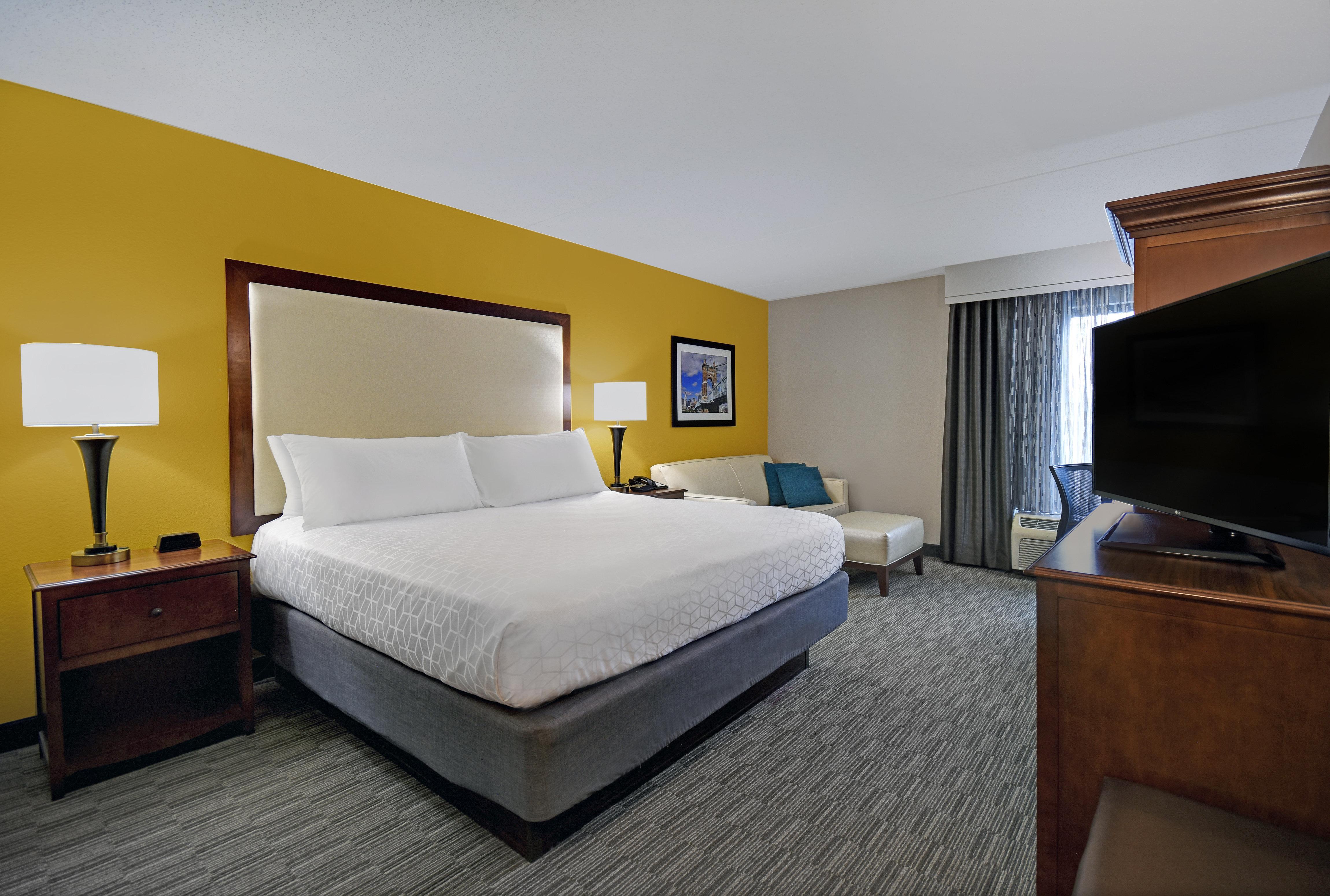 Holiday Inn Express & Suites Cincinnati Riverfront By Ihg Ковингтън Екстериор снимка