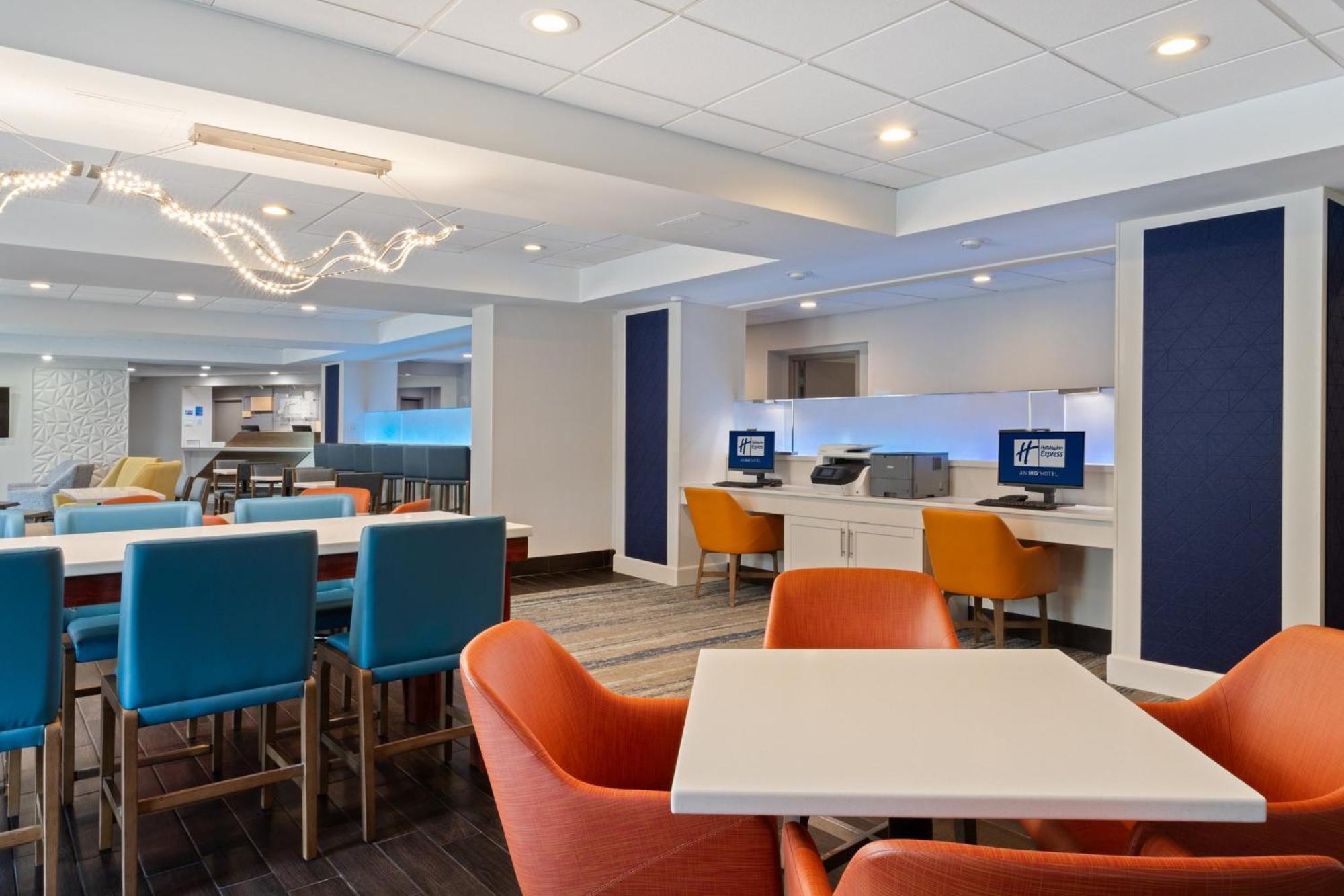 Holiday Inn Express & Suites Cincinnati Riverfront By Ihg Ковингтън Екстериор снимка